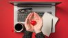 8 regalos curiosos de San Valentín para tus compañeras y amigas del trabajo desde $8 dólares