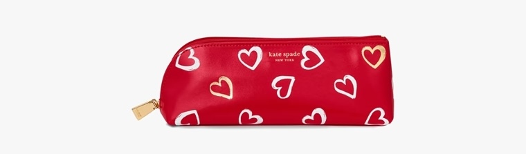 Estuche Brush Hearts de Kate Spade.