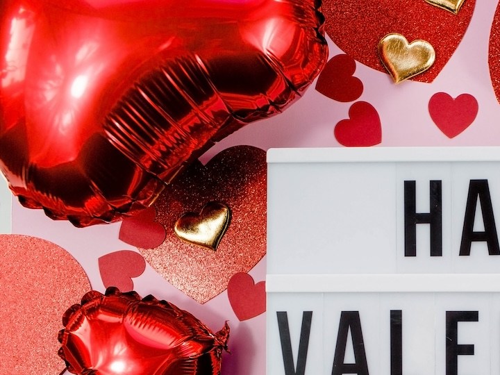 Regalos de San Valentín para adolescentes: 9 detalles prácticos y lindos desde $9 dólares