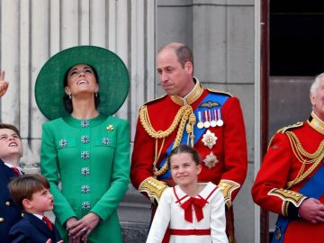 Antes de su operación de próstata el rey Carlos III visita a Kate Middleton en el hospital