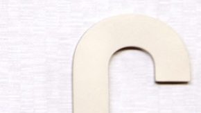 Selena Gomez usó un esmalte de uñas de $10 dólares para los Golden Globes 2024; conoce cuál es