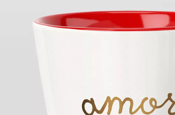 Taza de San Valentín de Threshold de venta en Target.