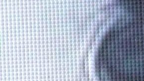 Mon Laferte se inspira en la actual tendencia de la moda para revelar detalles de su próxima gira.