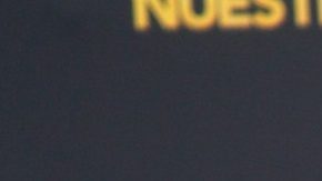 Adamari López destaca con un vestido de diseñador en Premio Lo Nuestro.