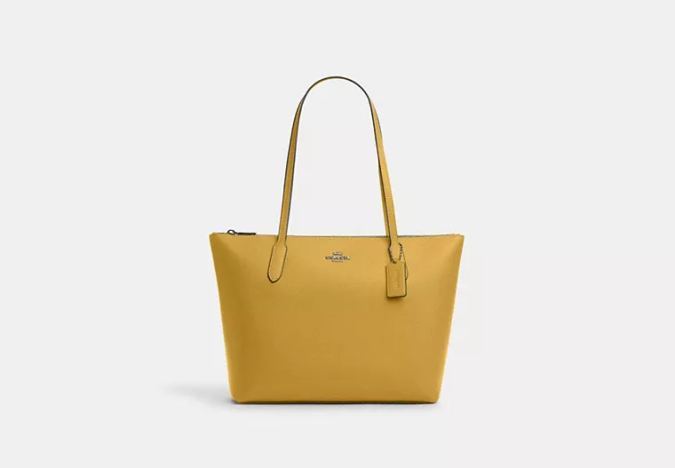 Zip Top Tote de Coach.