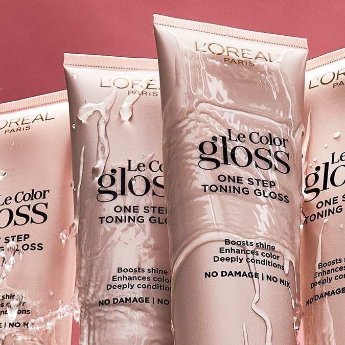 Le Color Gloss One Step In-Shower Toning Gloss de L’Oréal Paris.