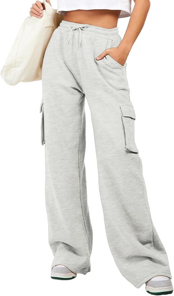 Pantalones deportivos de Aleumdr de venta en Amazon.