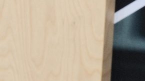 Jennifer Lopez y Ben Affleck en la alfombra roja de la premiere de AIR en marzo de 2023.