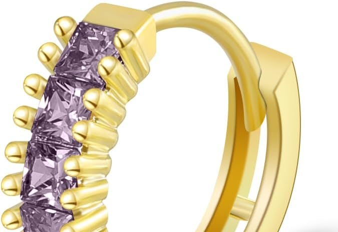 Aretes de STAYLOVE con piedra de nacimiento de venta en Amazon.