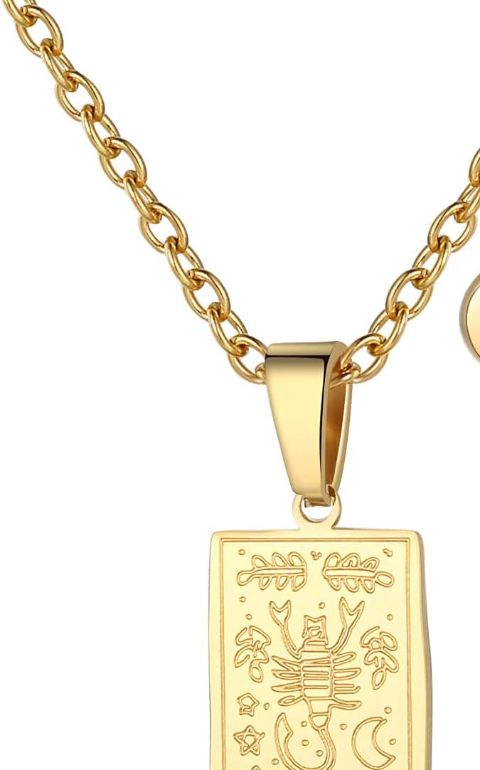 Collar de AIAINAGI de venta en Amazon.