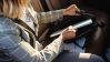 Lleva tu computadora personal a todos lados con uno de estos 8 populares bolsos para laptop