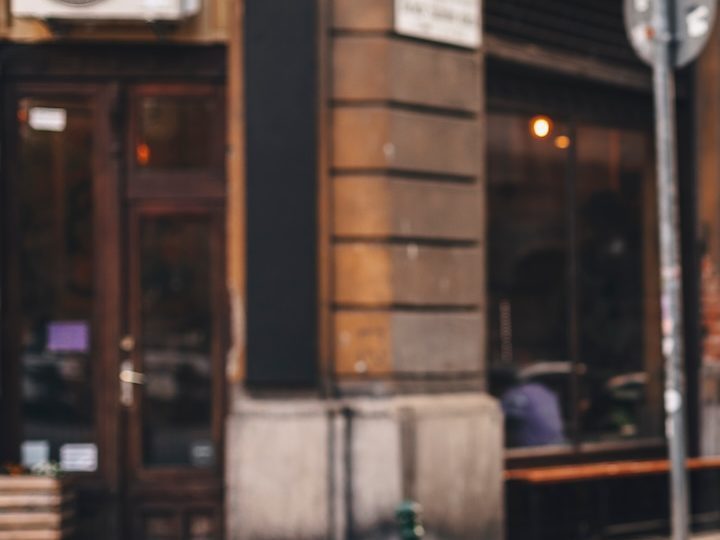 Moda atemporal: 7 chaquetas tipo bomber que puedes usar todo el año desde $20 dólares