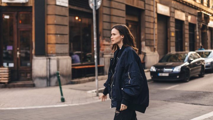 Moda atemporal: 7 chaquetas tipo bomber que puedes usar todo el año desde $20 dólares