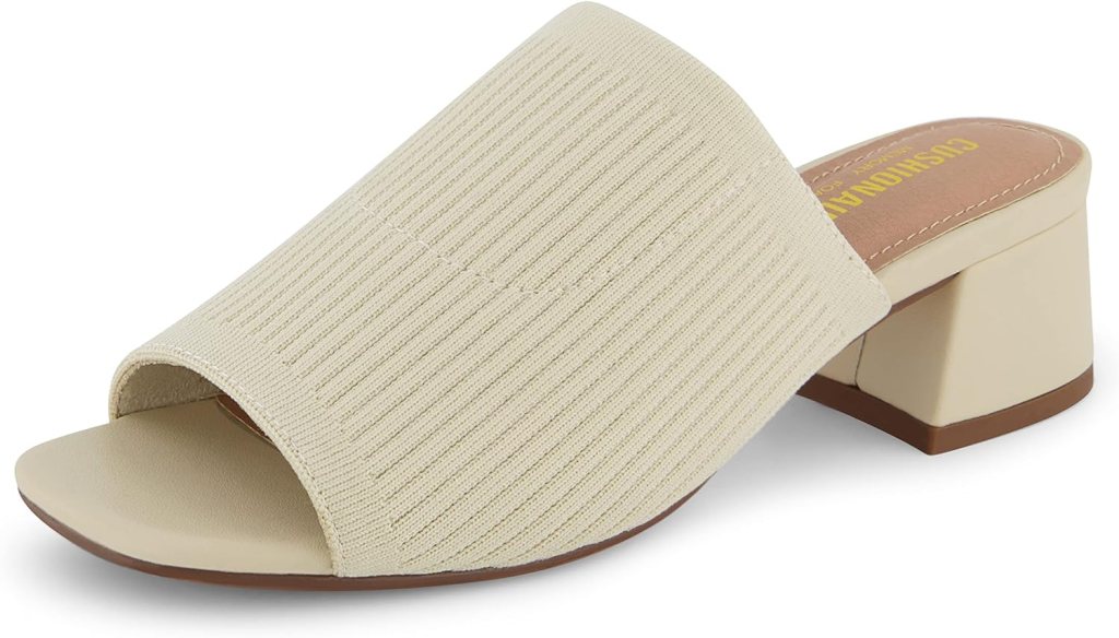 Sandalias de CUSHIONAIRE de venta en Amazon.