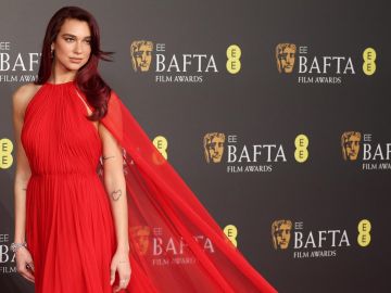 Premios BAFTA 2024: 14 look de impacto que vimos en la alfombra roja [FOTOS]