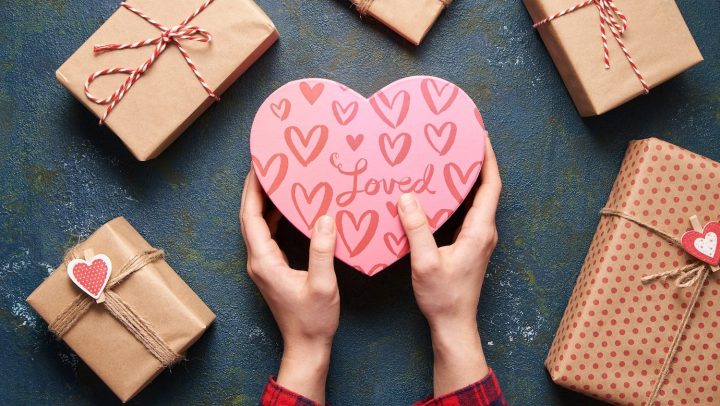 8 regalos de San Valentín de último minuto que puedes comprar en Amazon desde $7 dólares