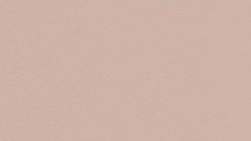 Cuida tu cabello rojizo con los productos adecuados para mantener su tonalidad.