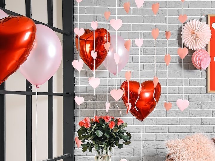 Transforma tu hogar en un paraíso de San Valentín con estas decoraciones desde $11 dólares