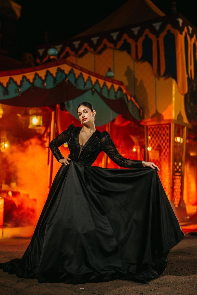 Vestido de novia inspirado en Jafar, de la colección 'Fairy Tale Weddings' de Disney con Allure Bridals.