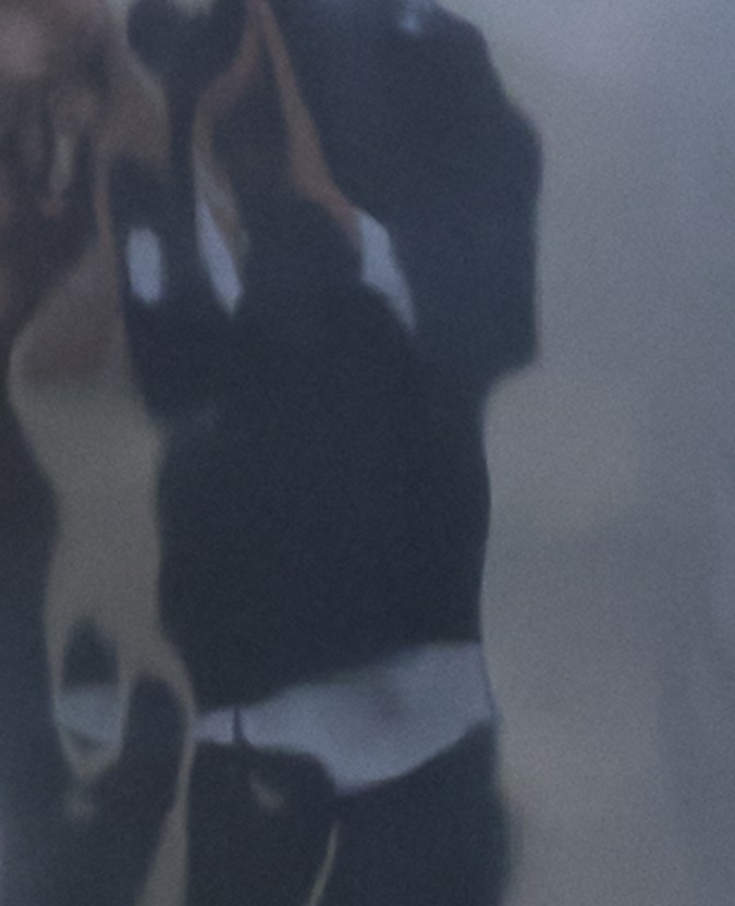 Carolina Herrera destaca por su estilo elegante, sofisticado y femenino.