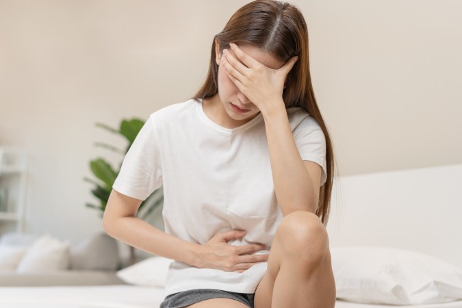 Disminuye la inflamación al tomar agua después de comer.