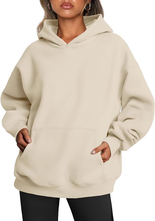 Sudadera color beige de Trendy Queen de venta en Amazon.