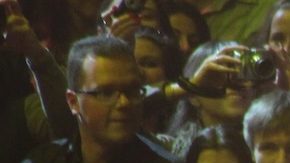 Jennifer Lopez canta sobre el escenario de JLO Dance Again Tour 2012 en Minsk en septiembre de 2012.