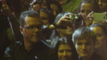 Jennifer Lopez canta sobre el escenario de JLO Dance Again Tour 2012 en Minsk en septiembre de 2012.