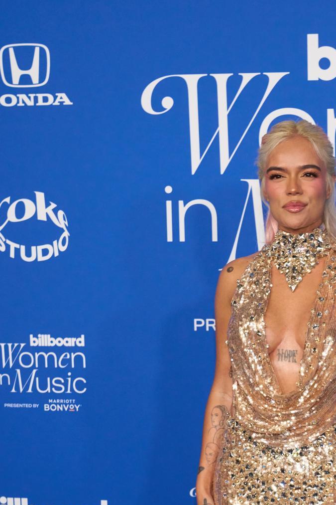 Karol G en la alfombra de los Billboard Women in Music.