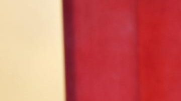 Kim Kardashian usa productos económicos para arreglar sus cejas.