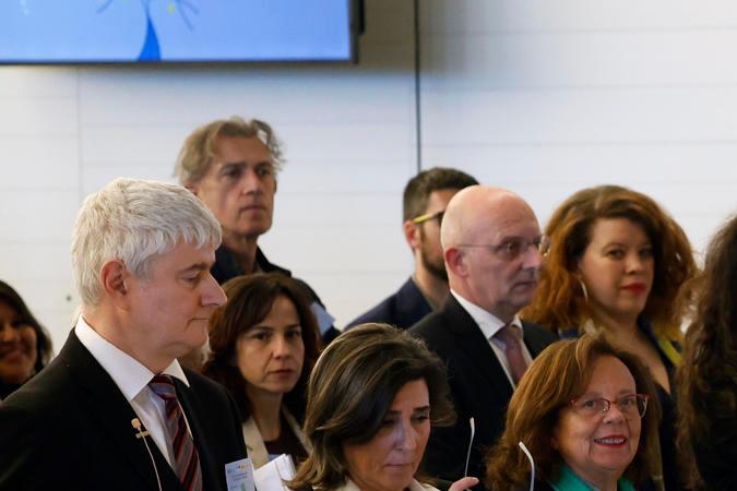 Los reyes Felipe VI y Letizia acuden a la Galería de las Colecciones Reales, en Madrid.