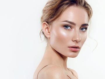 Mejora tu look para polas al probar un maquillaje natural.
