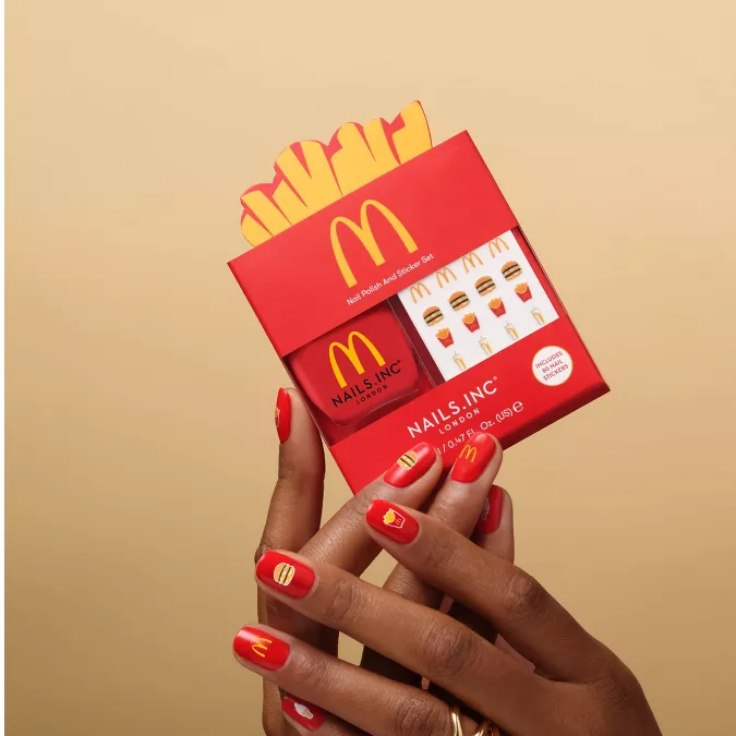Nail Polish with Stickers de Nails Inc. x McDonald’s.
