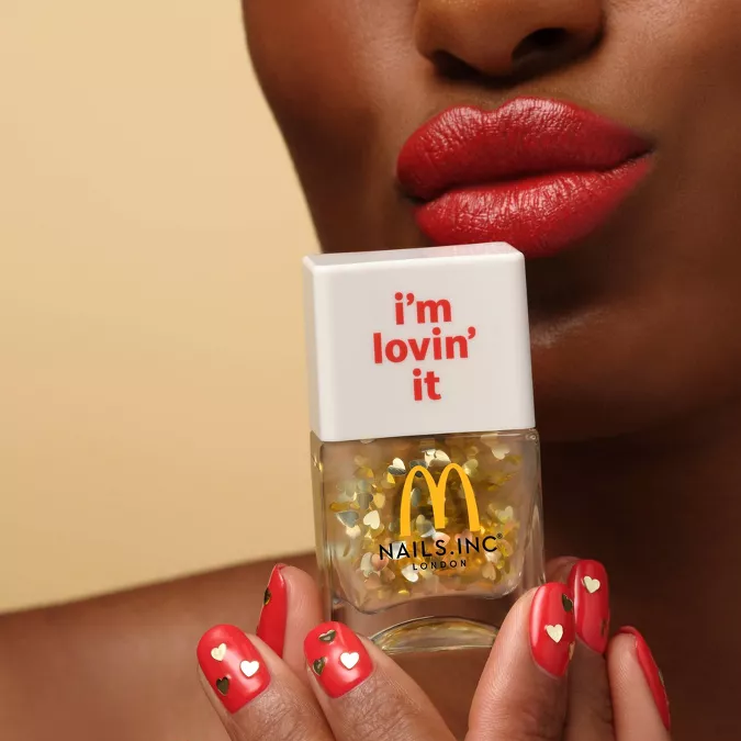 Nail Polish - I'm Lovin It Nail Topper de Nails Inc. x McDonald’s.