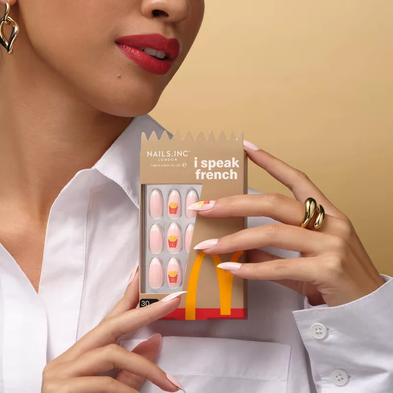 Press-on nails de Nails Inc. x McDonald’s.