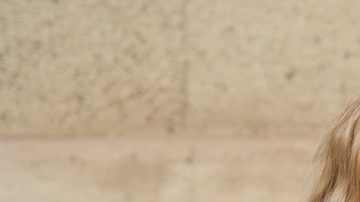 Bloggers de moda posan después del desfile de moda Vivetta durante la semana de la moda de Milán Primavera/Verano 2019/2020.