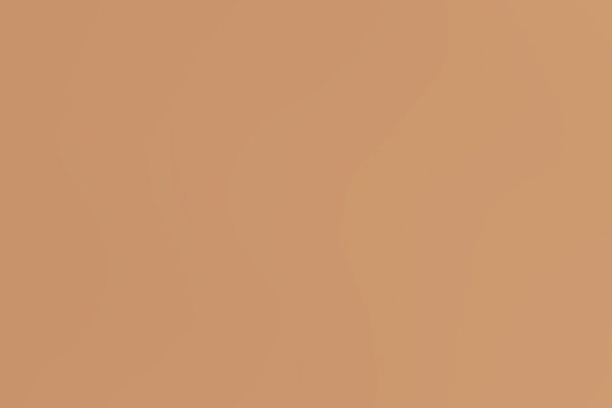 Usa una crema de centella asiática para mejorar el cuidado de tu piel. 