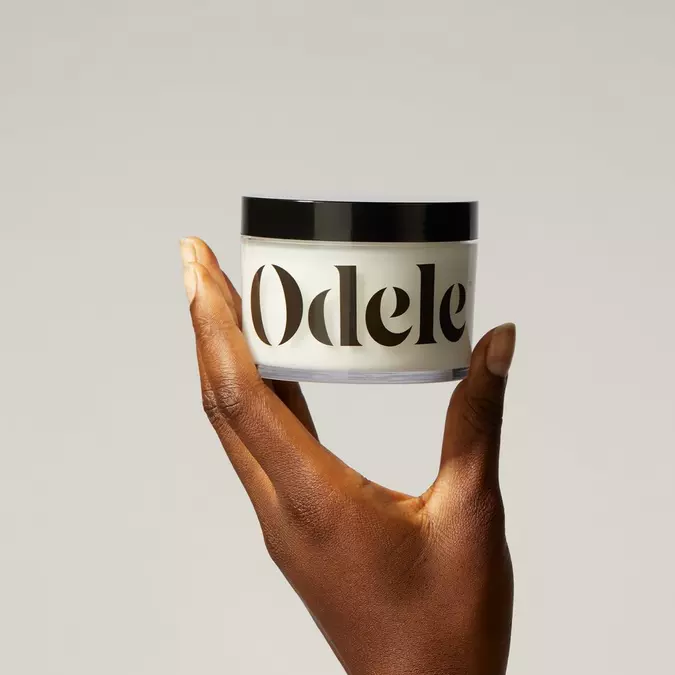 Scalp + Body Scrub de Odele.