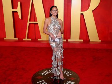 La alfombra roja de la Vanity Fair Oscar Party de este año tuvo looks arriesgados y con mucho estilo.