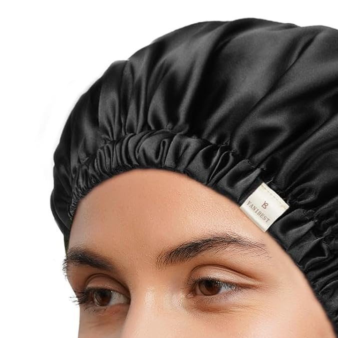 Gorro de seda de Yanibest.