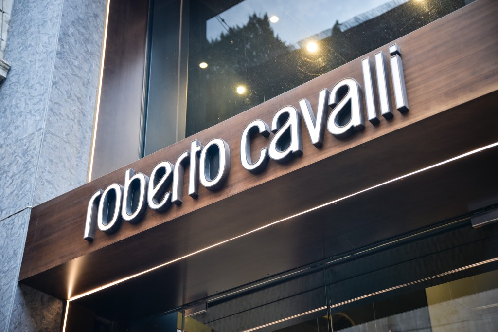Roberto Cavalli fundó su empresa a los 30 años.