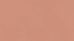 Las uñas en tendencia de primavera destacan por llevar el color rosado.