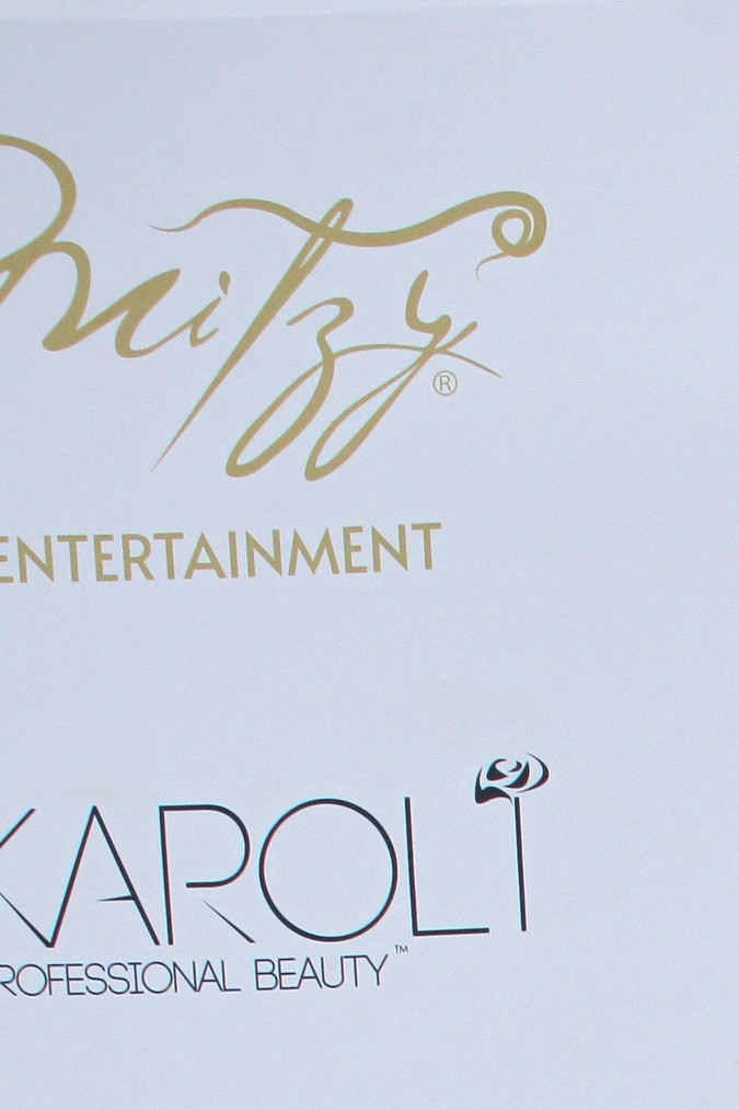 Maribel Guardia usó un destacado vestido del diseñador Mitzy.