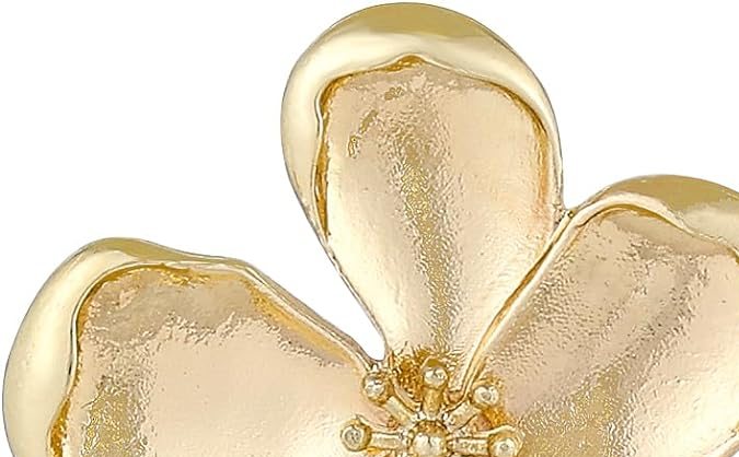 Aretes de flor dorados de Tucewp.