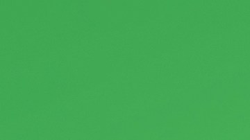 Oculta el cabello sucio con accesorios para estilizarlo.