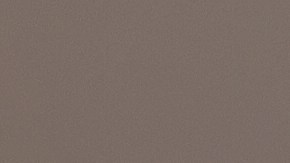 Combina tus looks de primavera con accesorios de flores.