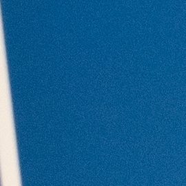 Anne Hathaway luce un nuevo vestido de Versace en Nueva York.