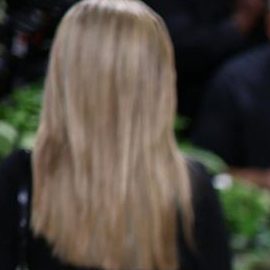 Karol G llevó uno de los mejores looks de la MET Gala 2024.