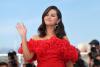 Selena Gomez lució un femenino vestido de flores en Cannes.