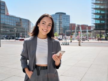 Usa trajes de lino para lucir más elegante y sentirte cómoda en la Primavera.
